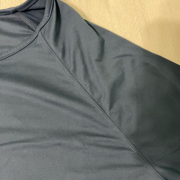 Ptula men’s short sleeve in vintage blue - Picture 6 of 7